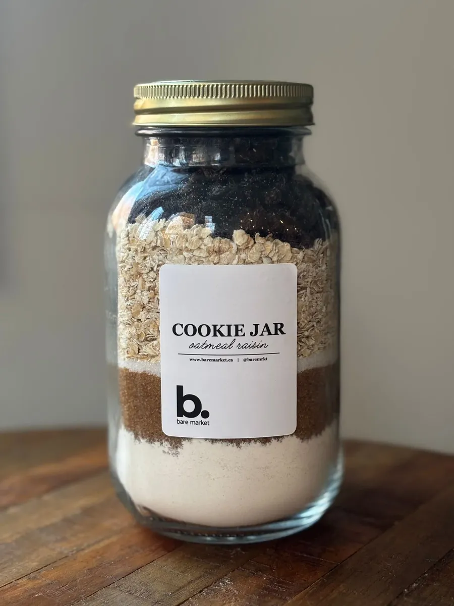 Bare bulk-bin zero-waste store